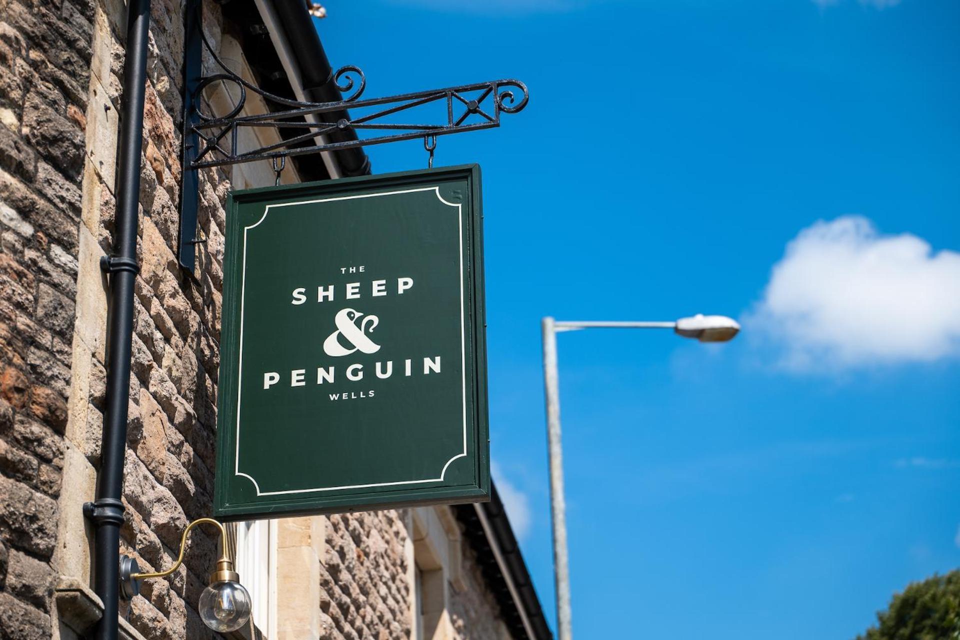The Sheep And Penguin Hotel Wells Exterior photo